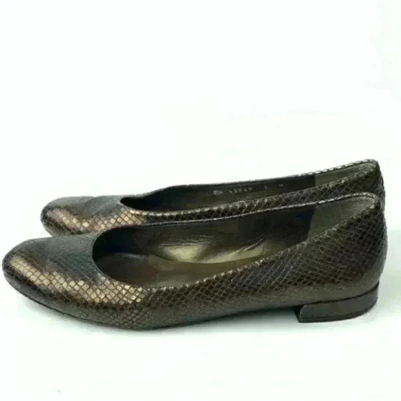 Stuart Weitzman flats 7 leather snakeskin print - Picture 3 of 8